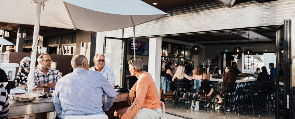 2ND & PCH-Outdoor Dining