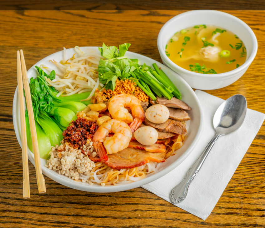 Shrimp bowl with vegetable and soup